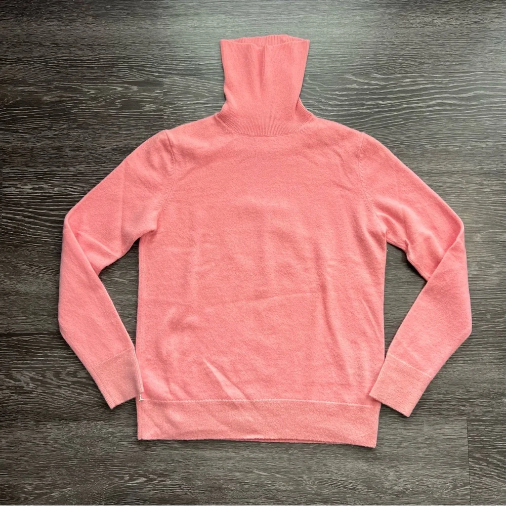 Lafayette 148 New York 100% Cashmere Turtleneck Sweater in Altrosa Pink - Picture 2 of 7